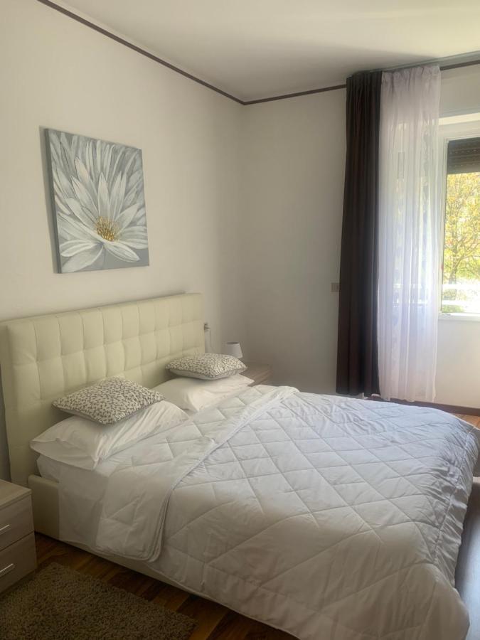 Albergo Al Lago Anfo Exterior photo